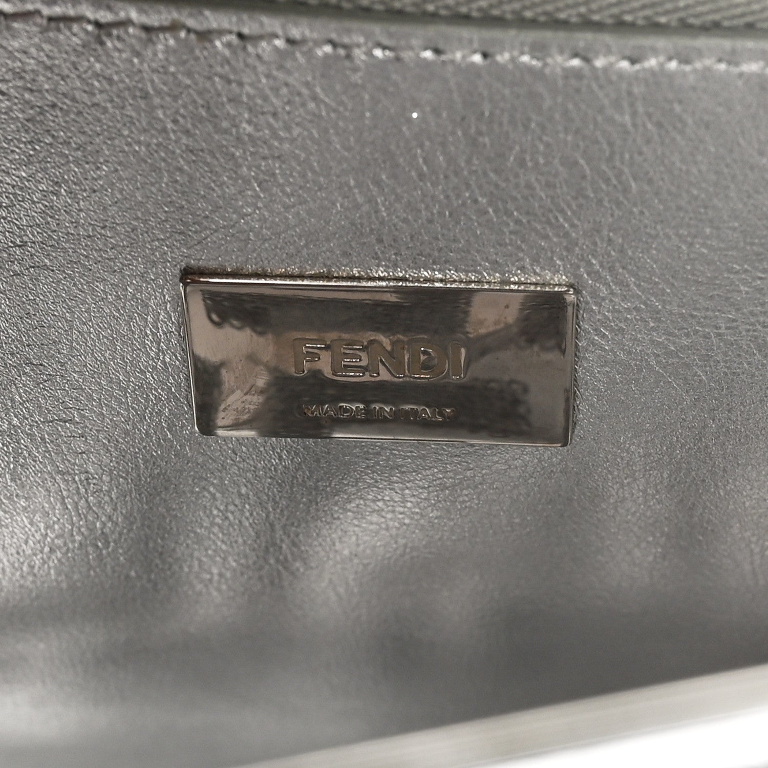 Fendi PVC Vitello Catalan Mirror Sequin FF Medium Peekaboo Iconic Satchel Argento 5 of 8