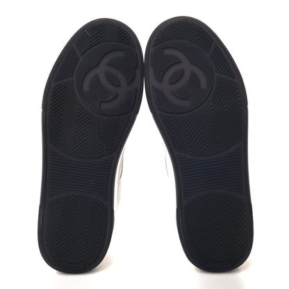 Chanel Calfskin CC Womens Sneakers 38 White Black 5 of 9