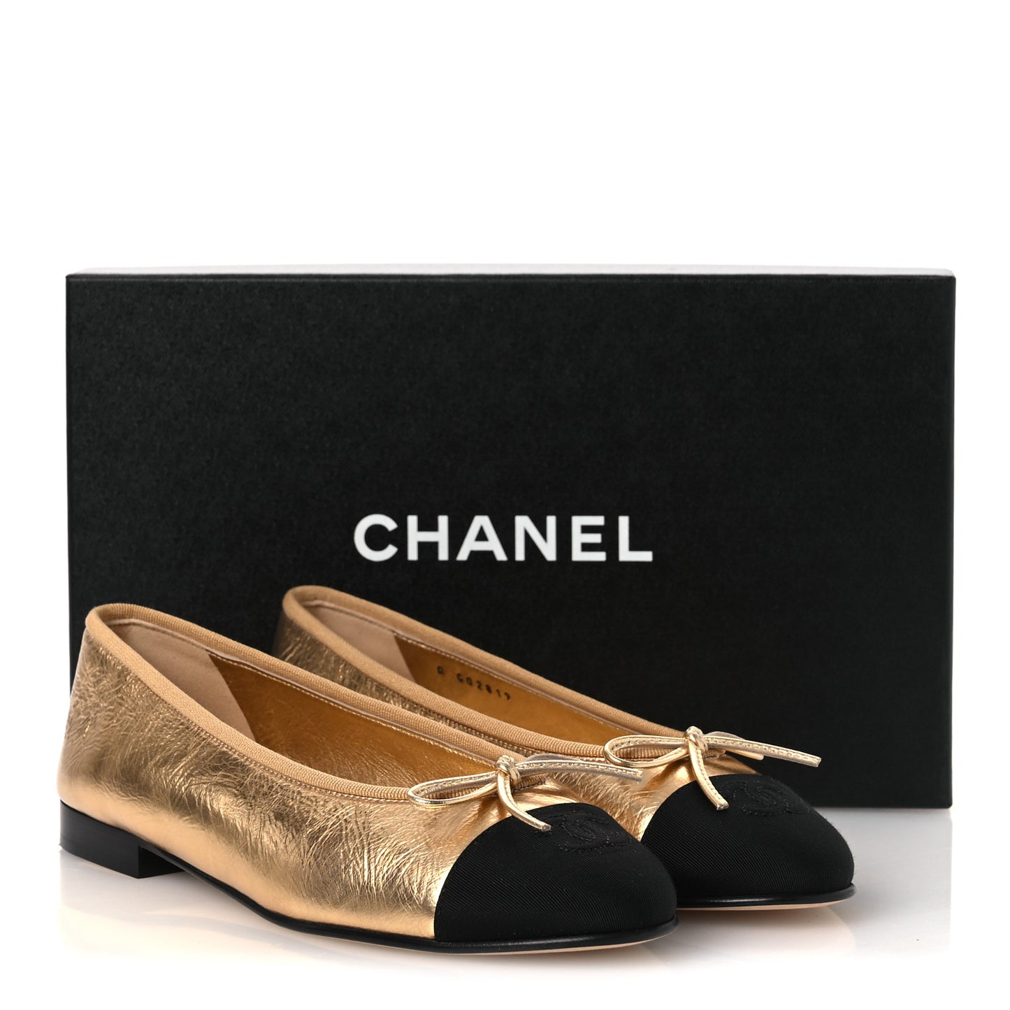 Laminated Crumpled Lambskin Grosgrain Cap Toe CC Ballerina Flats 37.5 Gold Black