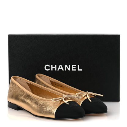 Chanel Laminated Crumpled Lambskin Grosgrain Cap Toe CC Ballerina Flats 37.5 Gold Black 12 of 12