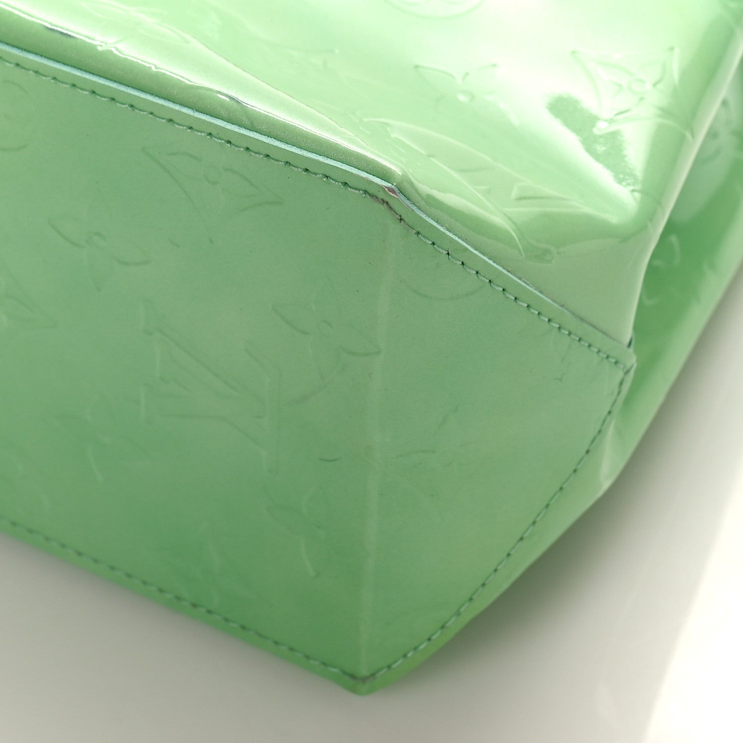 Louis Vuitton Vernis Reade PM Peppermint 8 of 9