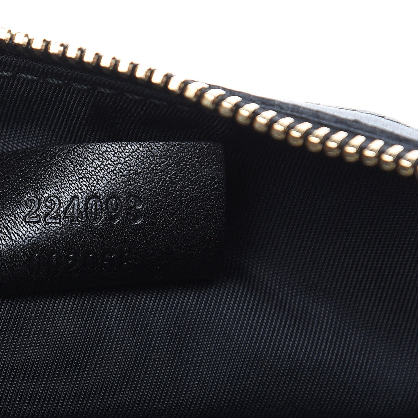 Monogram Pochette Black