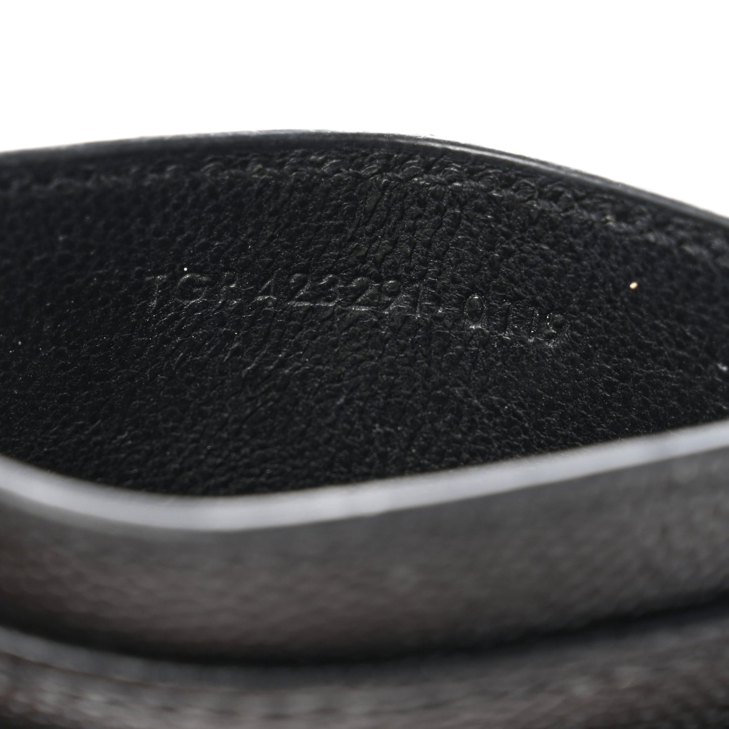 Grain De Poudre Matelasse Chevron Monogram Credit Card Case Black