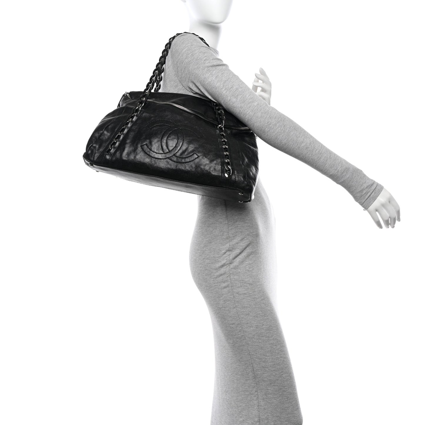 Glazed Caviar Modern Chain Tote Black