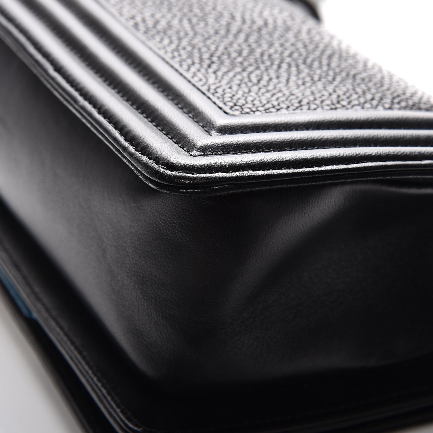 Galuchat Stingray Small Boy Flap Black
