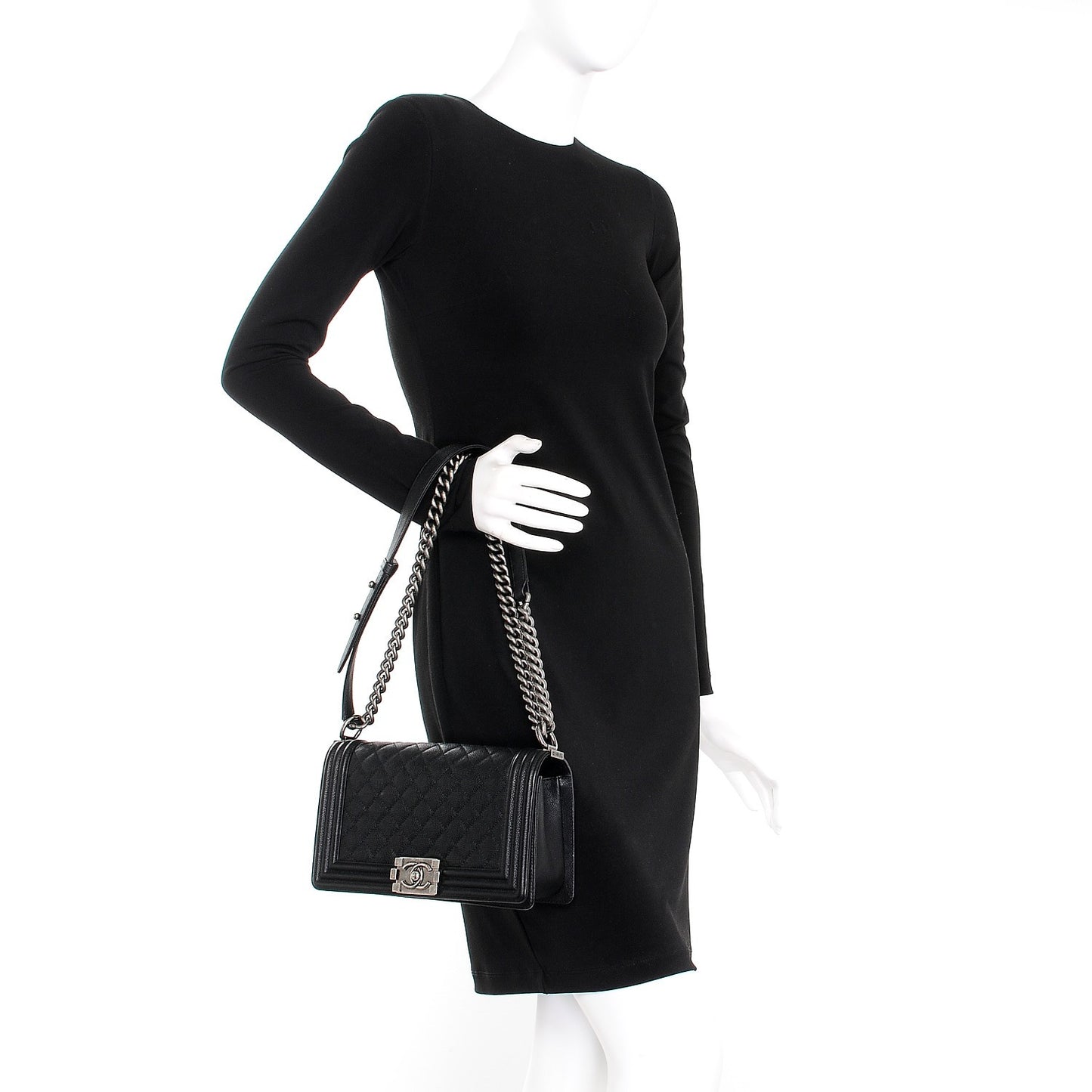 Caviar Quilted Medium Boy Flap Black
