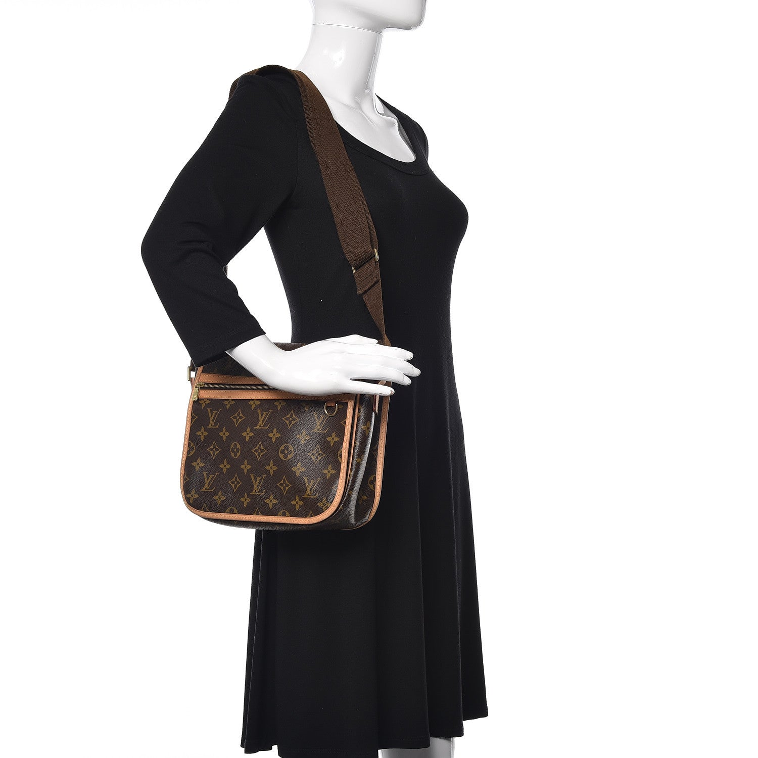 Louis Vuitton Monogram Bosphore PM Messenger 2 of 17