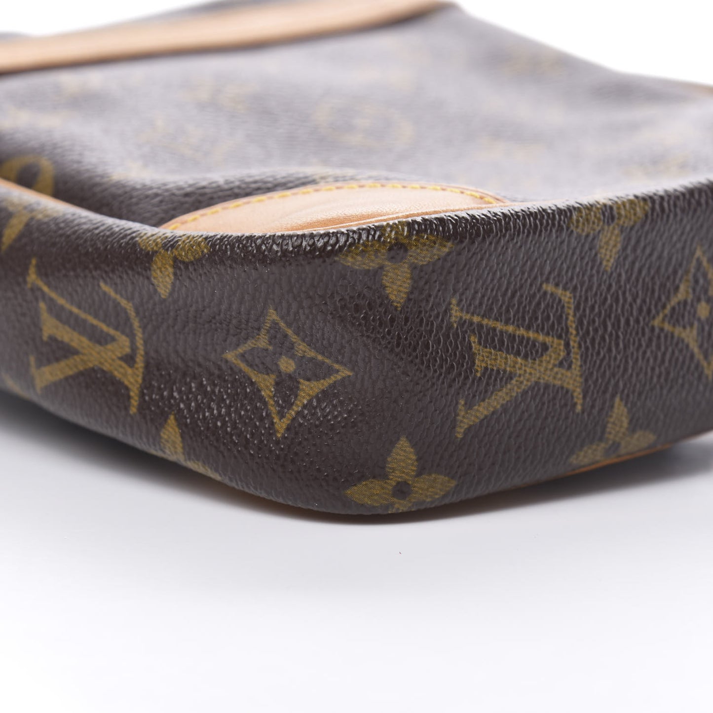 Monogram Danube 21