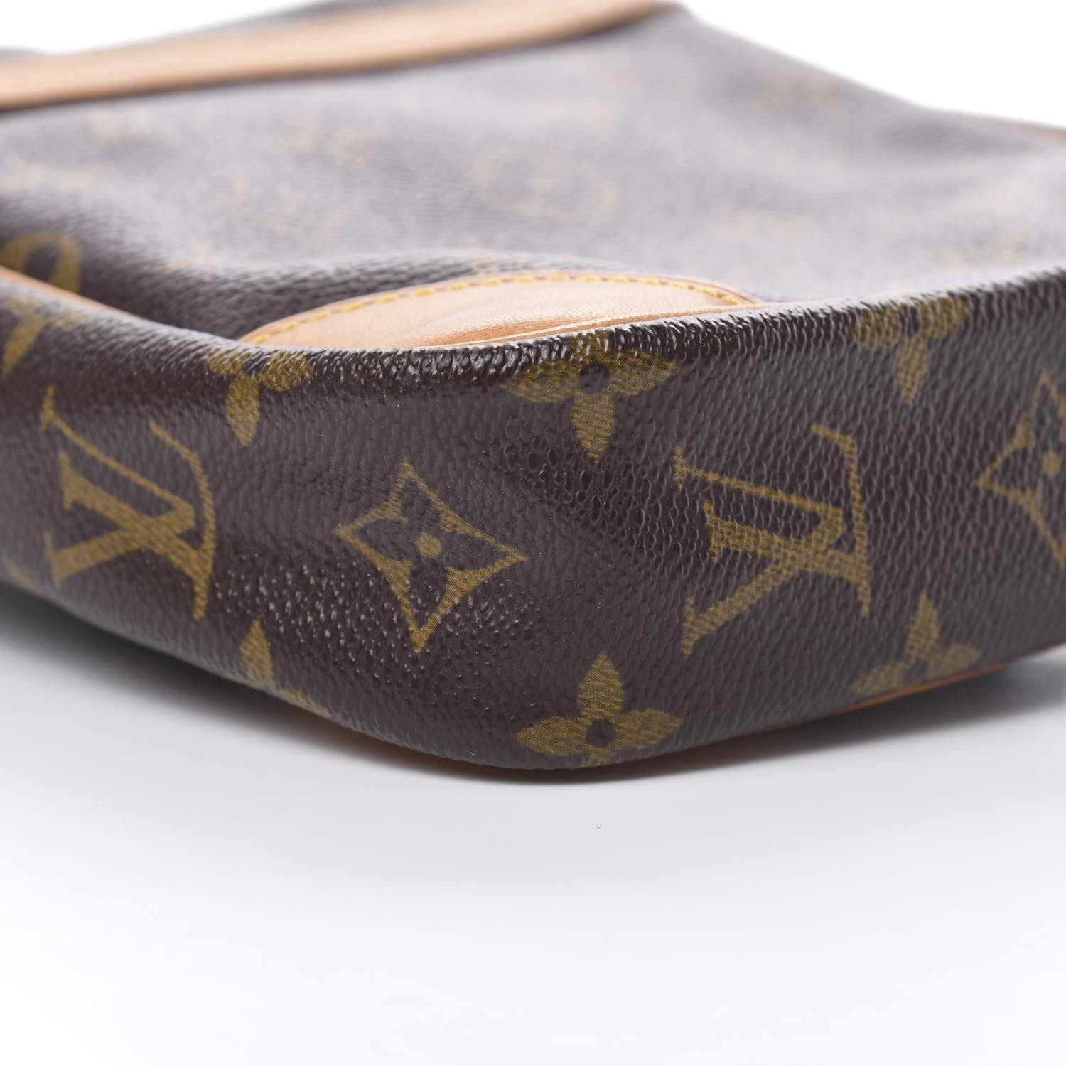 Louis Vuitton Monogram Danube 21 10 of 15
