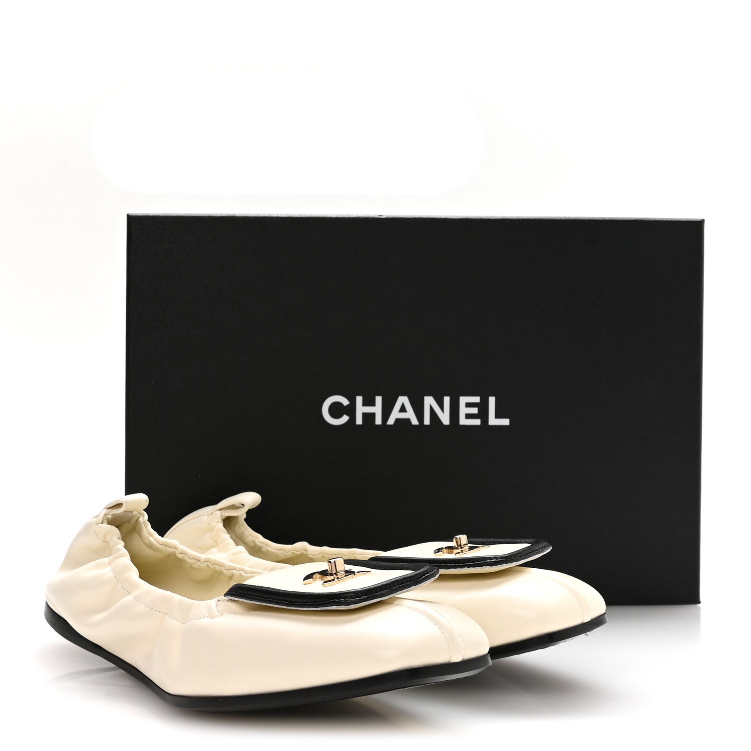 Chanel Lambskin CC Turnlock Ballerina Flats 37.5 Ivory Black 9 of 9