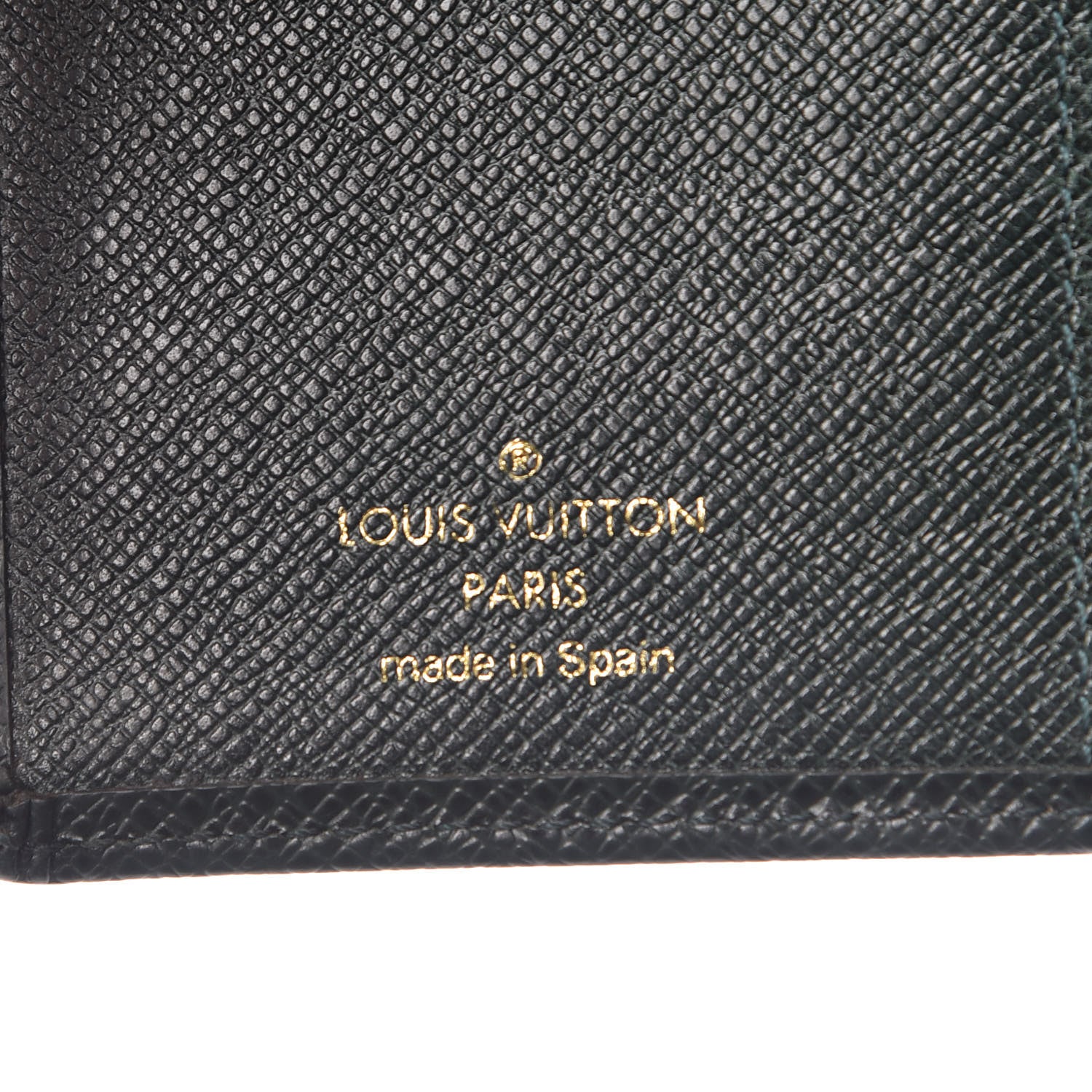 Louis Vuitton Taiga Small Ring Agenda Cover Epicea 6 of 7