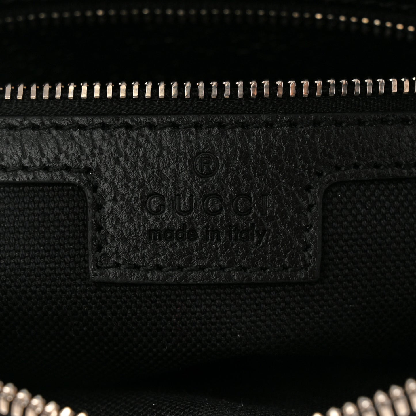GG Supreme Monogram Small Crossbody Bag Black