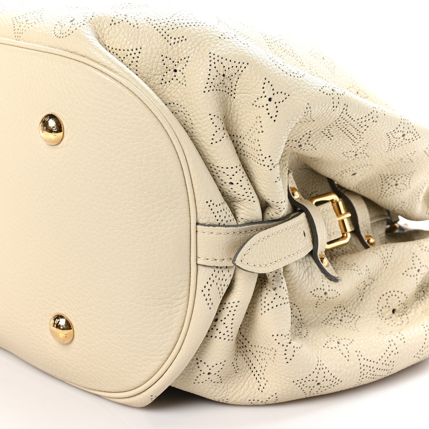Louis Vuitton Mahina XL Ivory 9 of 11