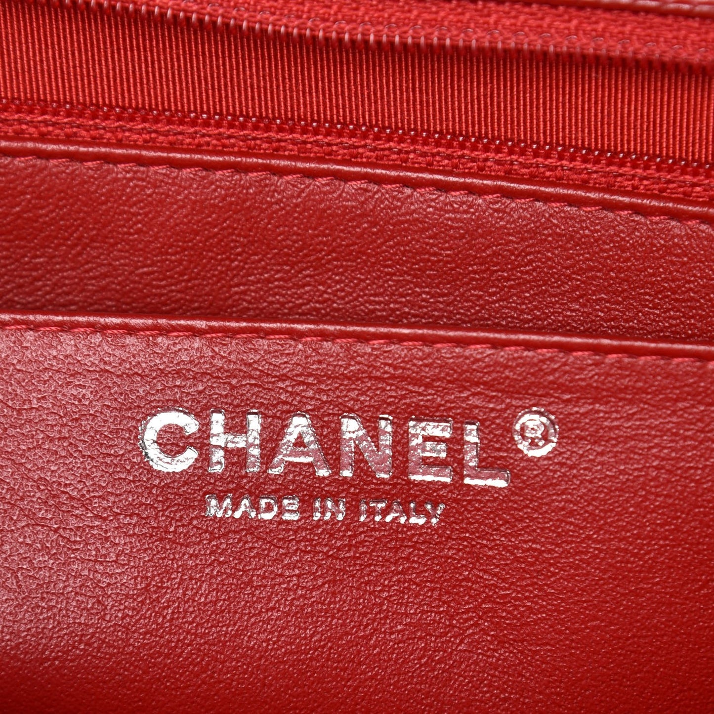 Caviar Quilted Jumbo Single Flap Red