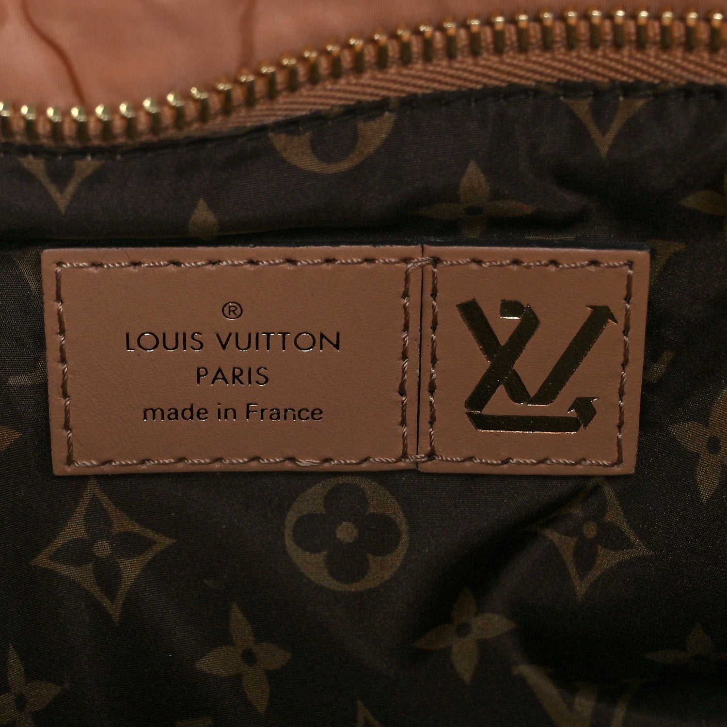 Louis Vuitton Econyl Monogram Pillow Maxi Multi Pochette Accessories Kaki Beige 8 of 12