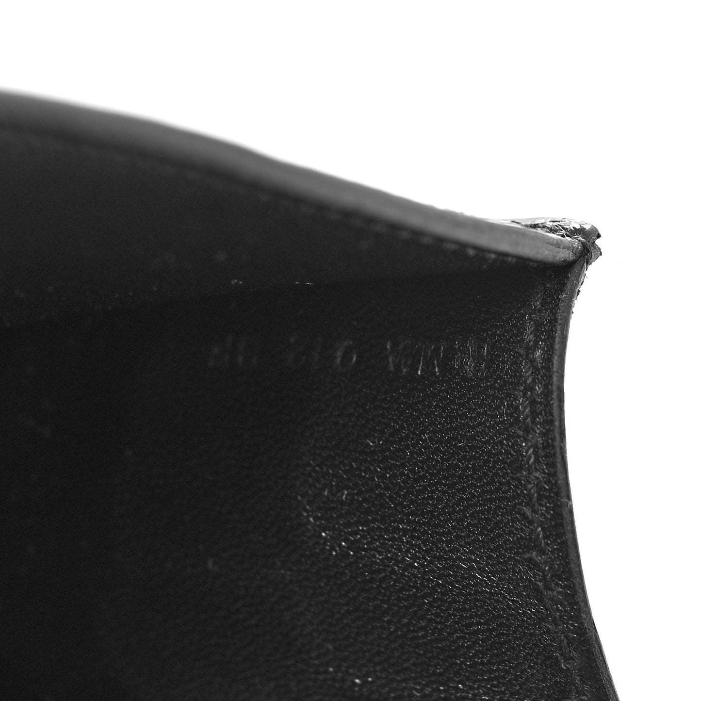 Shiny Niloticus Crocodile Egee Clutch Black