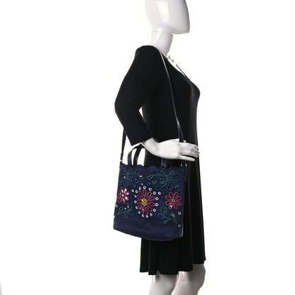 Chloe Linen Calfskin Large Kamilla North-South Tote Navy Multicolor 2 of 9