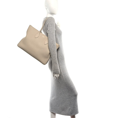 Salvatore Ferragamo Calfskin Large Star Tote Stone 2 of 10