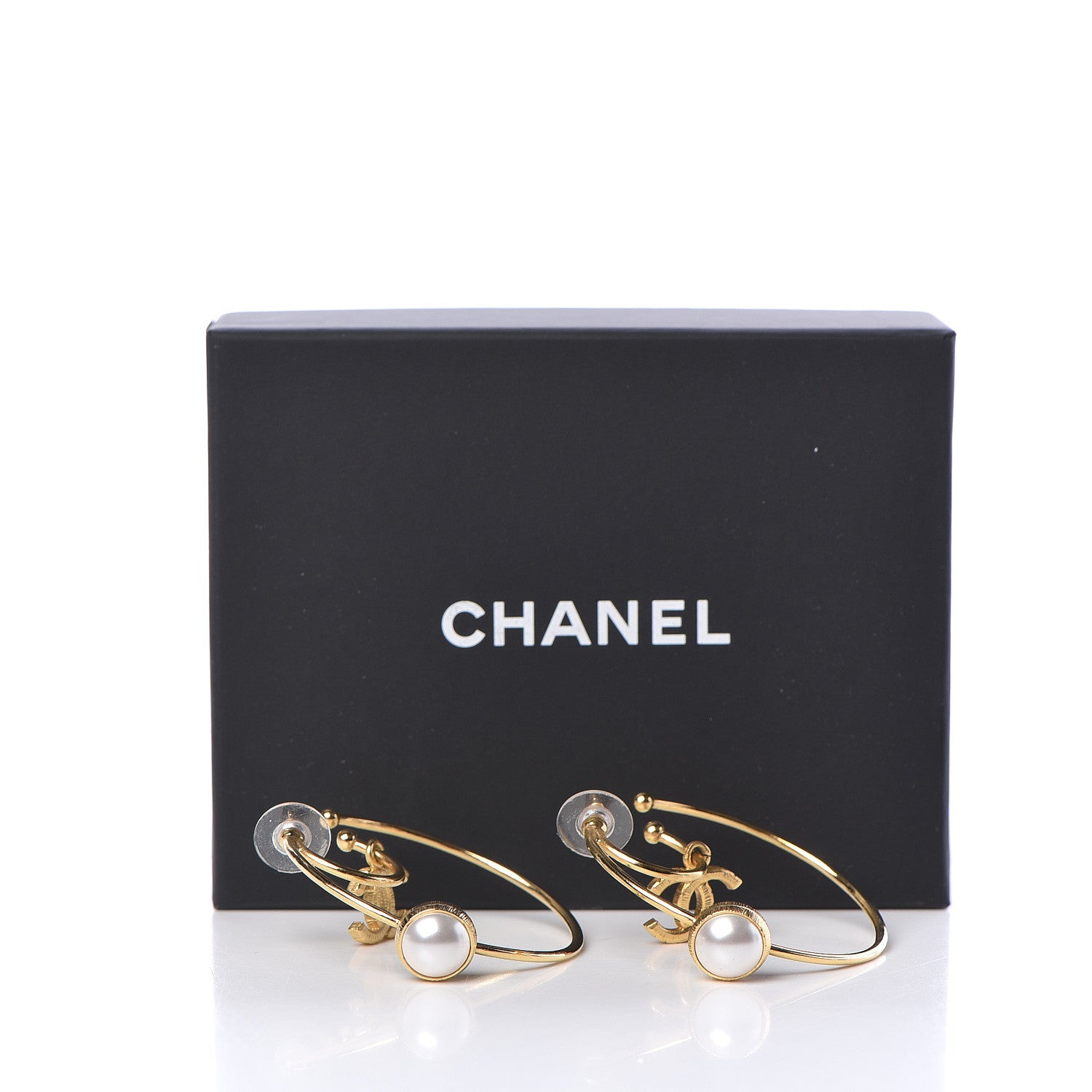 Chanel Pearl CC Tags Hoop Earrings Gold 8 of 8