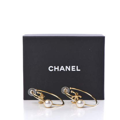 Chanel Pearl CC Tags Hoop Earrings Gold 8 of 8
