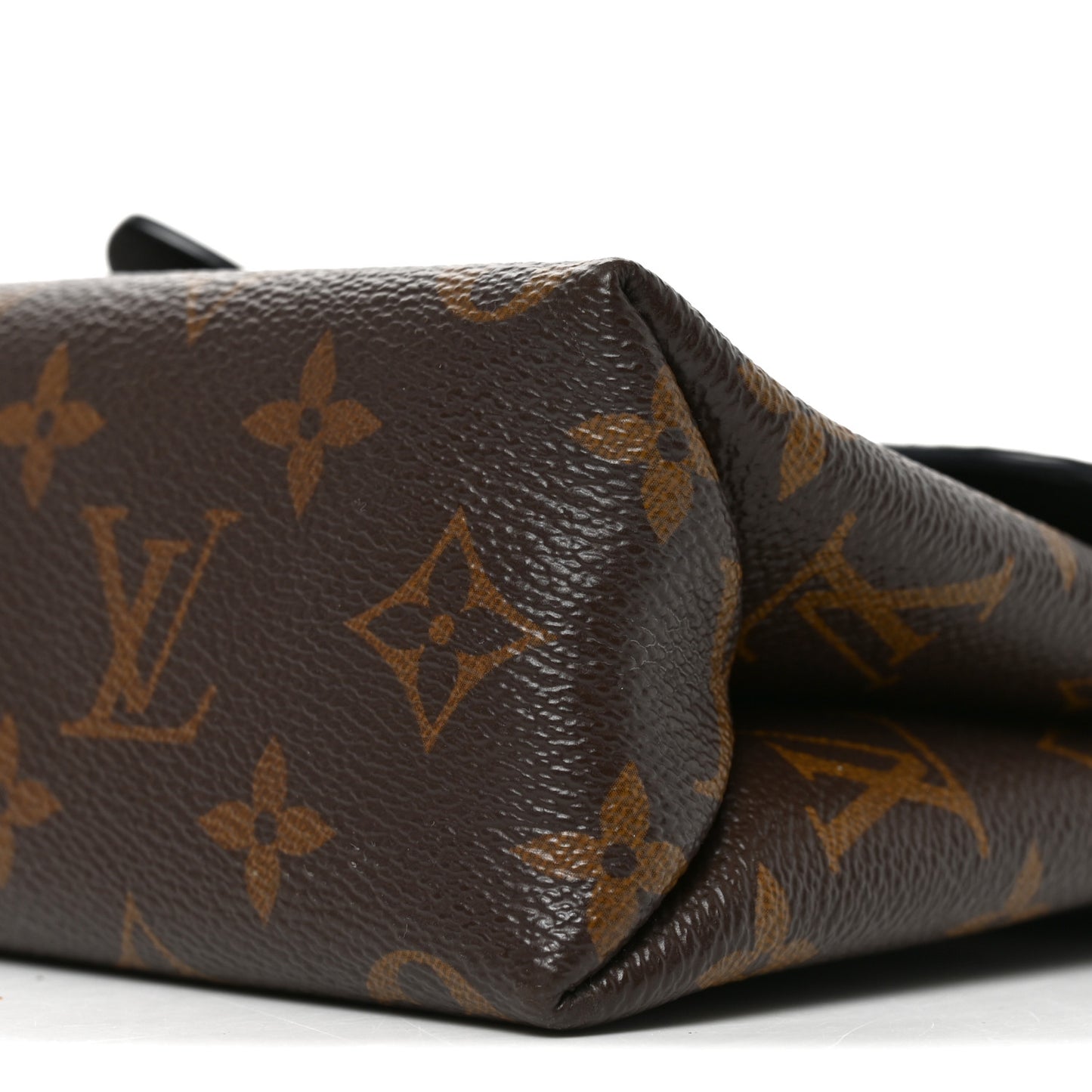 Monogram Locky BB Black