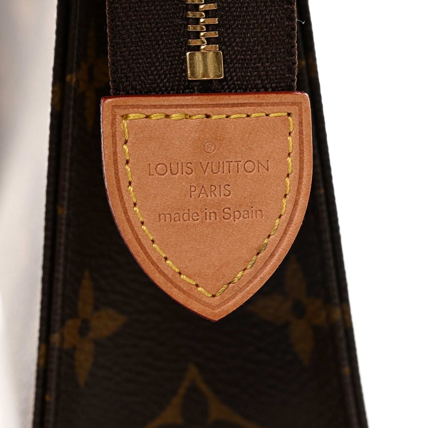 Louis Vuitton Monogram Toiletry Pouch 19 6 of 7
