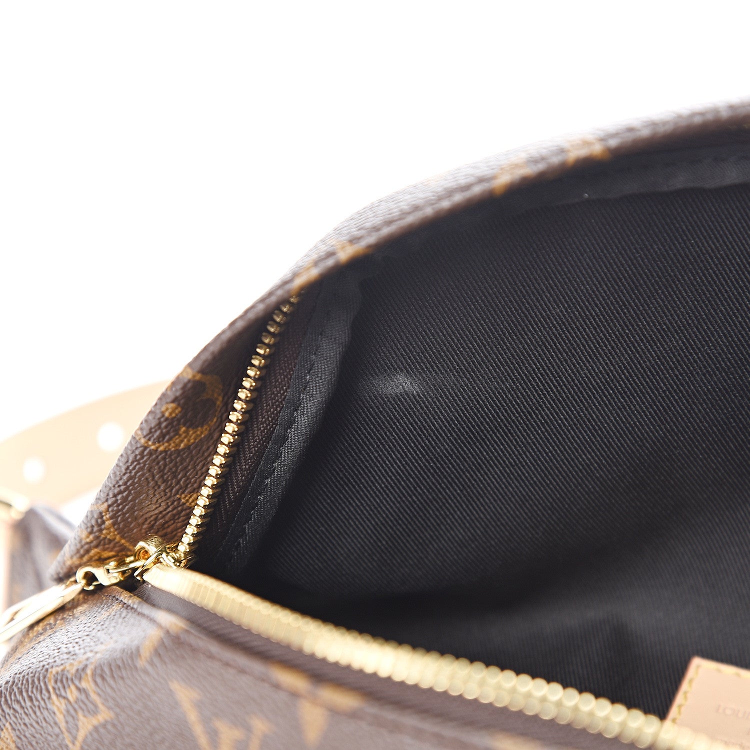 Louis Vuitton Monogram Bumbag 6 of 10