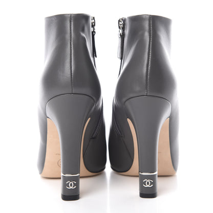 Chanel Calfskin Patent CC Cap Toe Ankle Boots 39 40 Grey Black 5 of 9