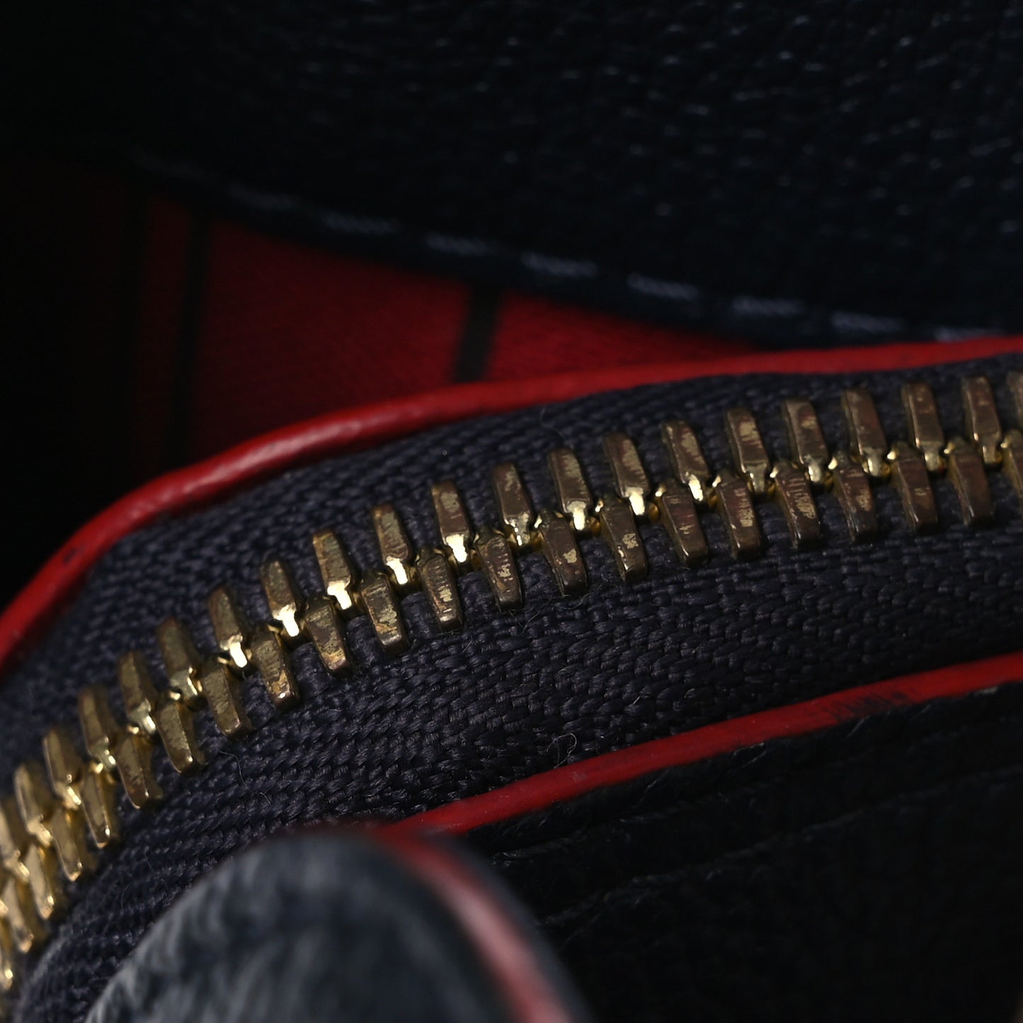 Empreinte Montaigne BB Marine Rouge
