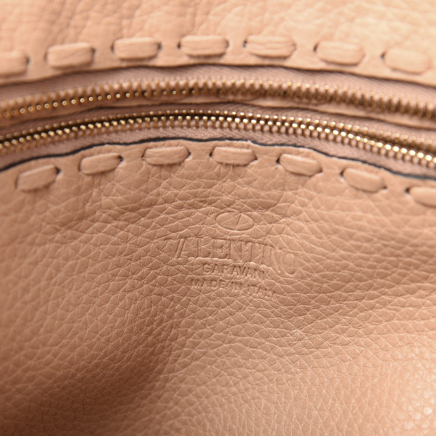 Grained Calfskin Small Rockstud C-Rockee Fringe Tote Poudre