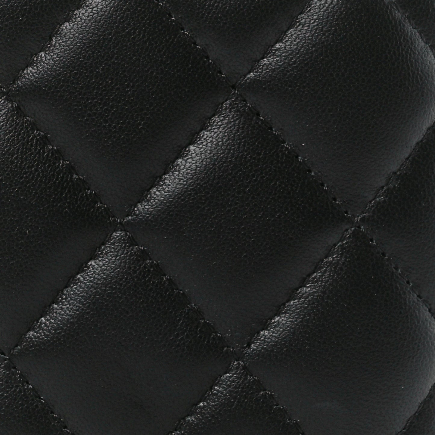 Lambskin Enamel Pearl Quilted Small Charm Me Vanity Case With Chain Black