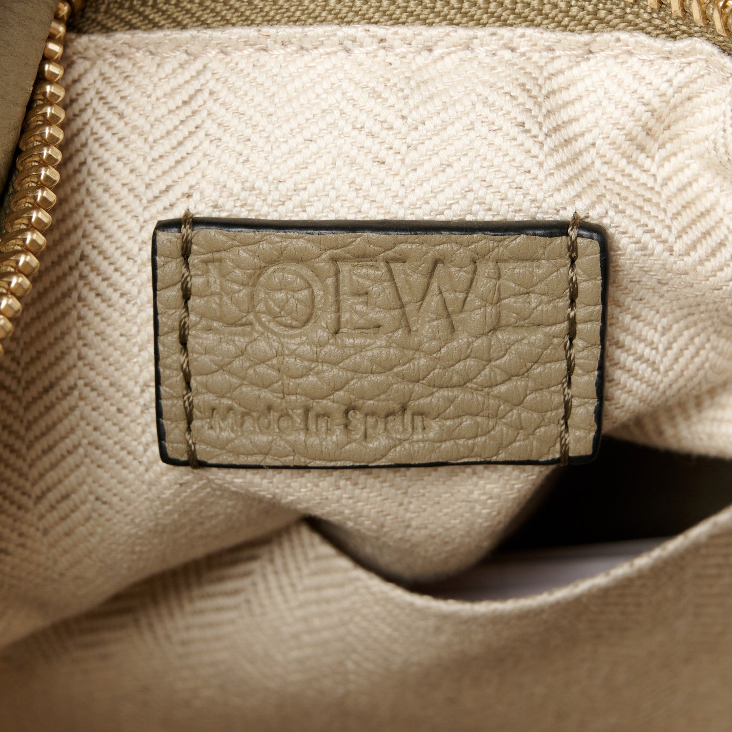 Loewe Calfskin Small Puzzle Bag Artichoke Green 1602193 – FASHIONPHILE