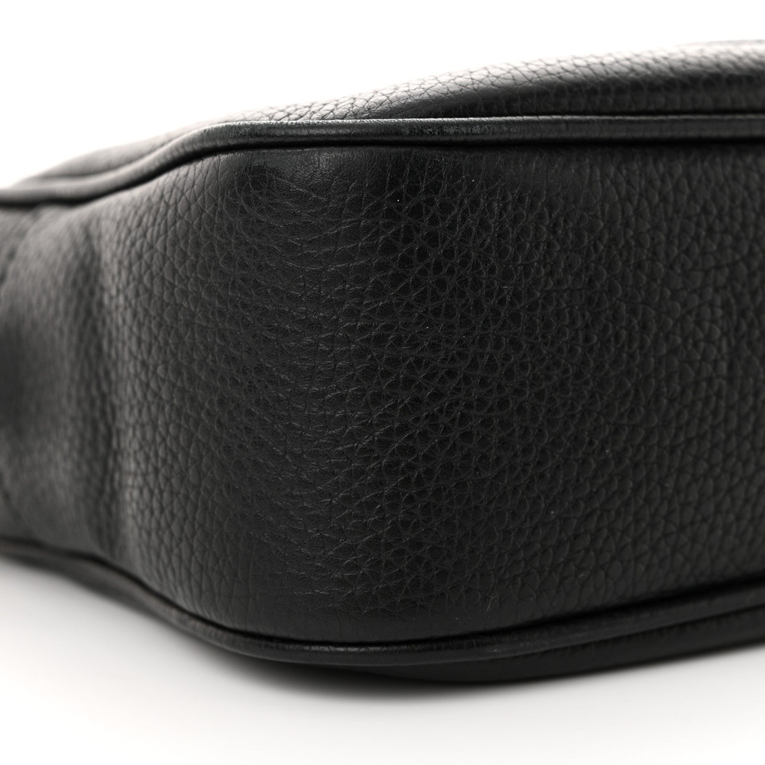 Gucci Pebbled Calfskin Small Soho Disco Bag Black 9 of 15