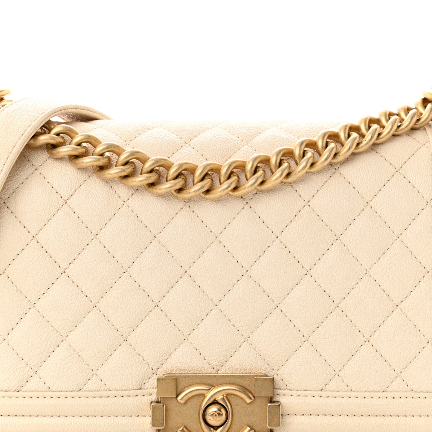 Caviar Quilted Medium Boy Flap Ivory