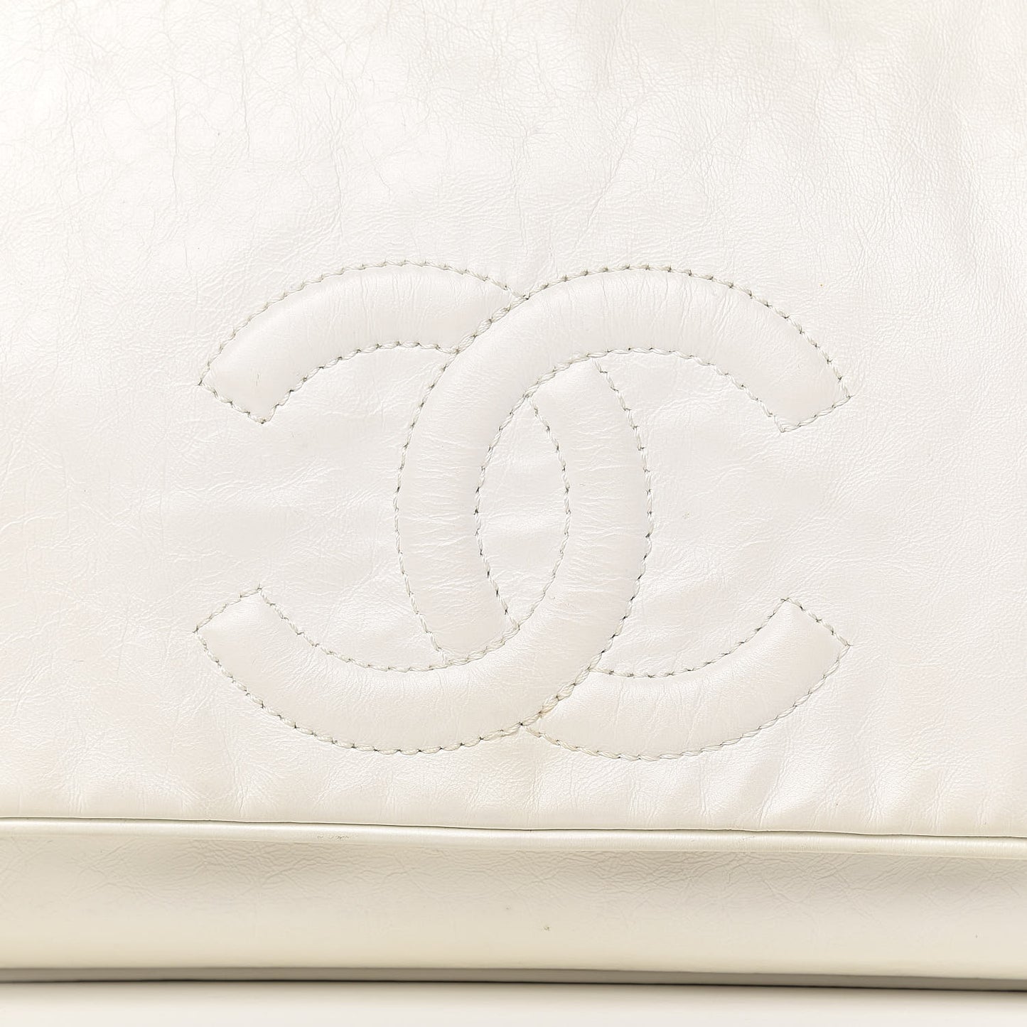 Calfskin Large Rock and Chain Flap White