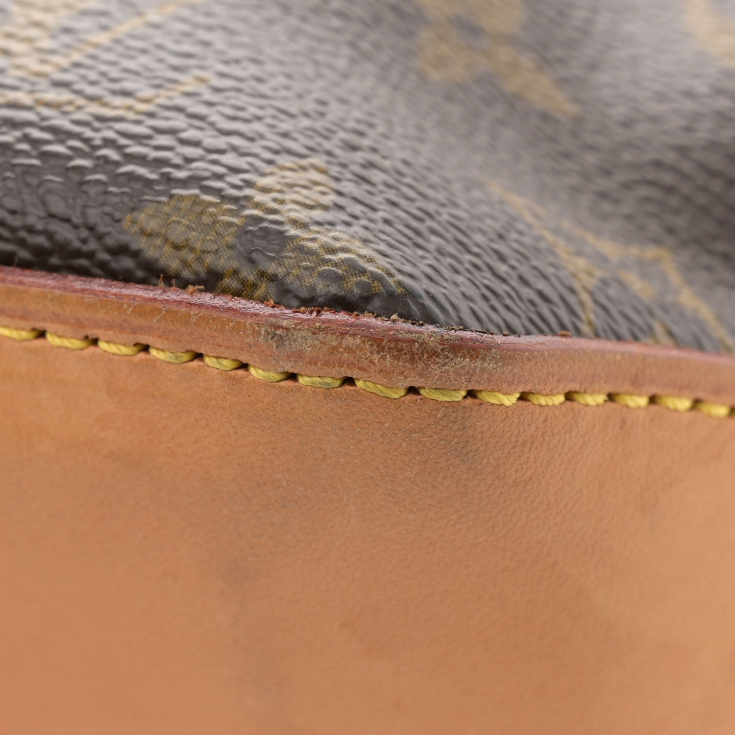 Louis Vuitton Monogram Trotteur 12 of 12