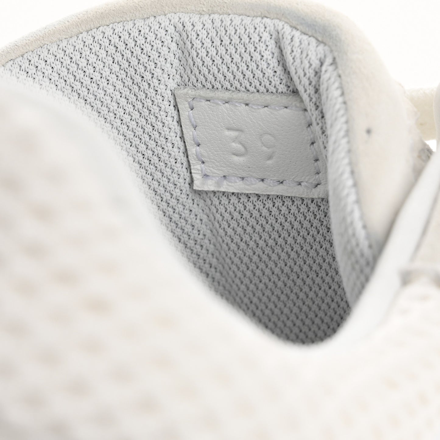 Air Mesh Suede Goatskin Bouncing Sneakers 39 White Black