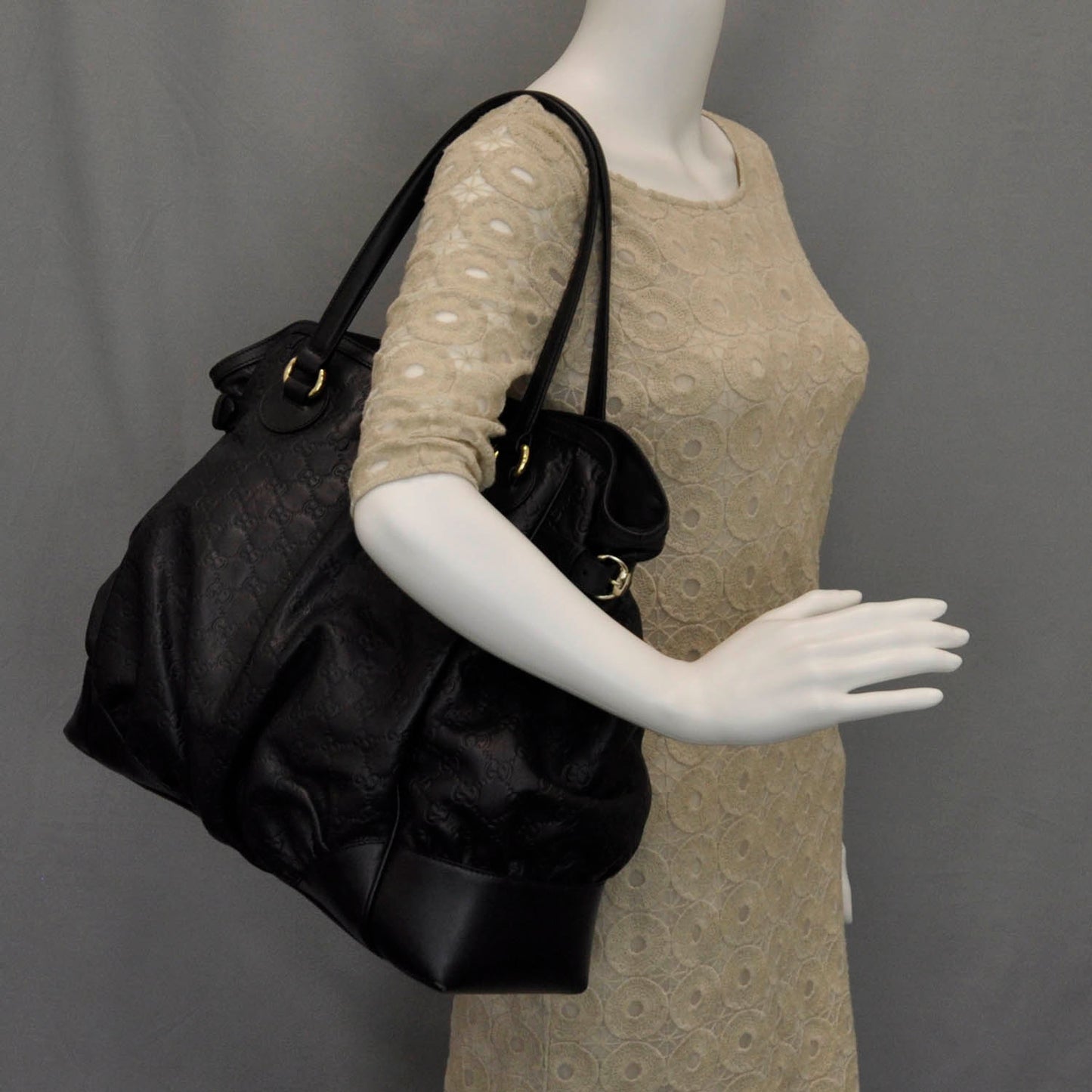 Guccissima Full Moon Tote Black