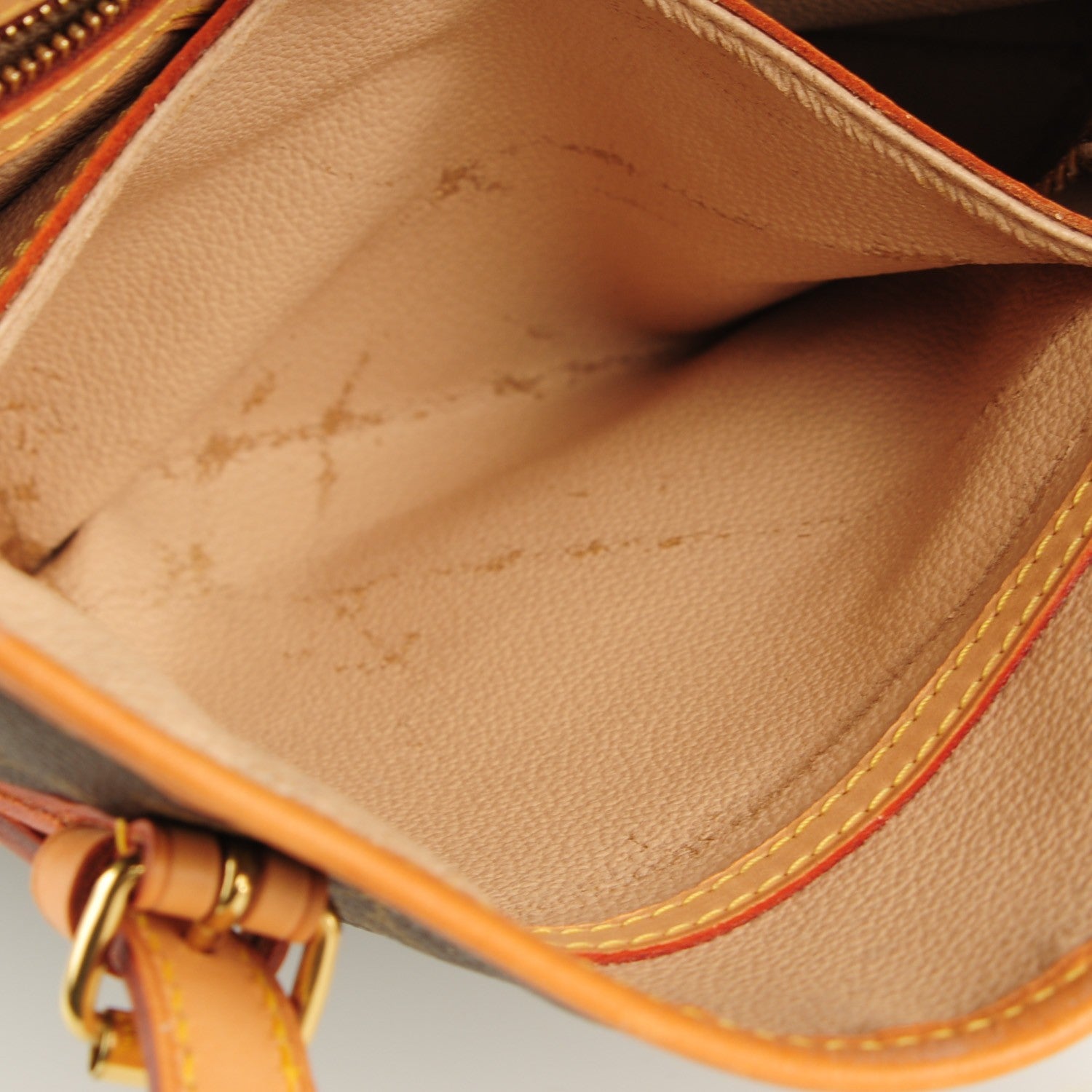 Louis Vuitton Monogram Petit Bucket 23 7 of 9