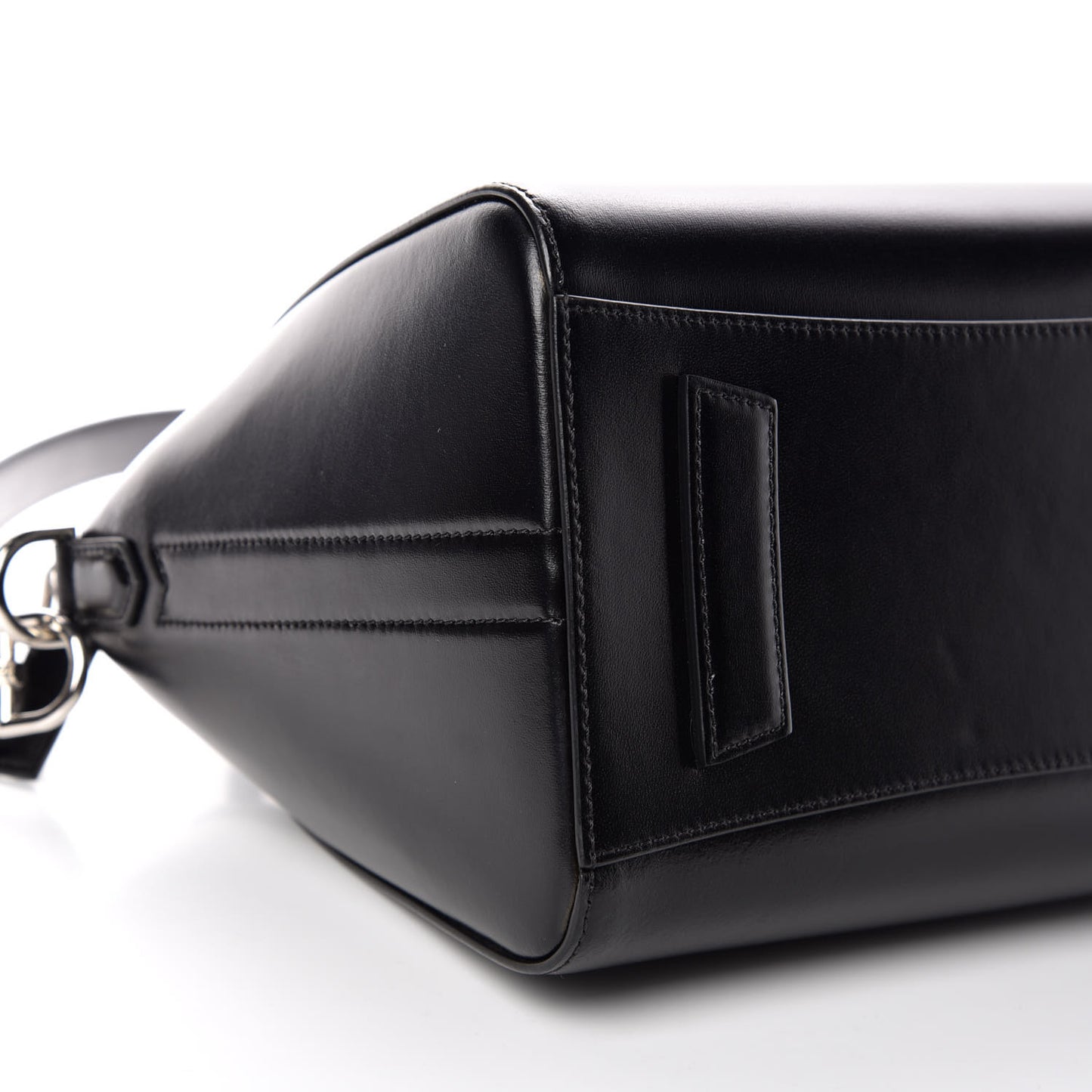 Shiny Lord Calfskin Small Antigona Black