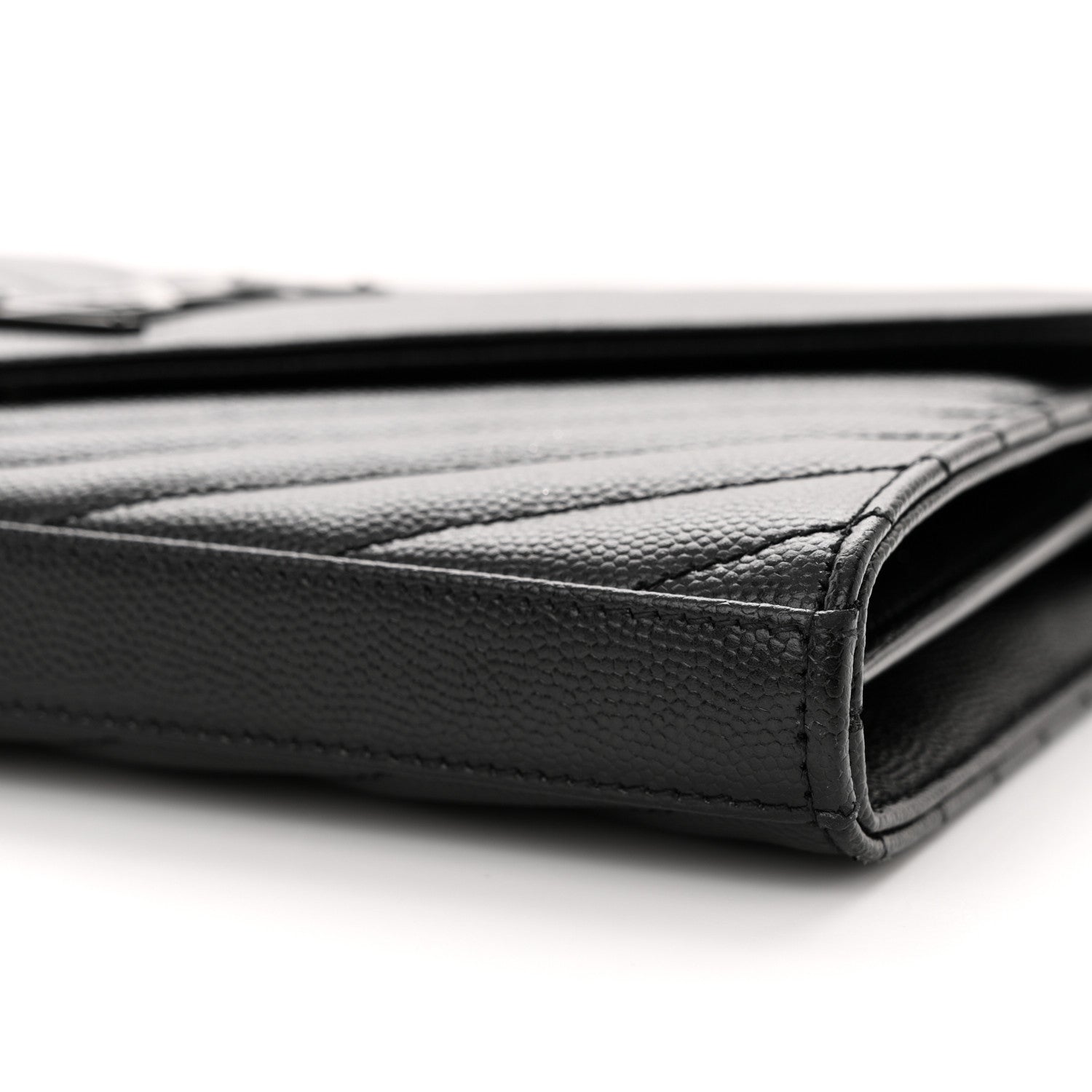 Saint Laurent Grain De Poudre Matelasse Chevron Monogram Monochrome Chain Wallet Black 9 of 14