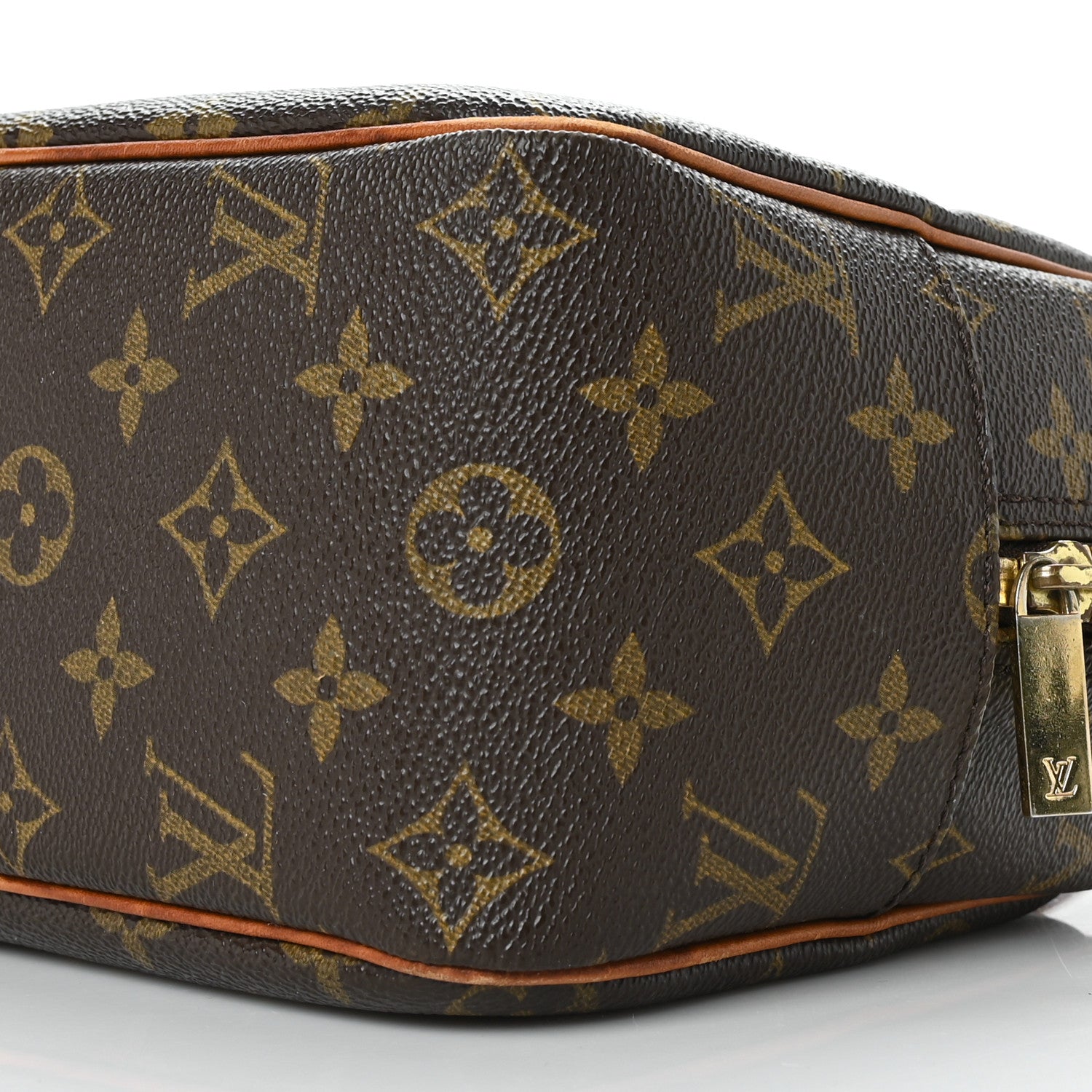 Louis Vuitton Monogram Cite MM 8 of 8
