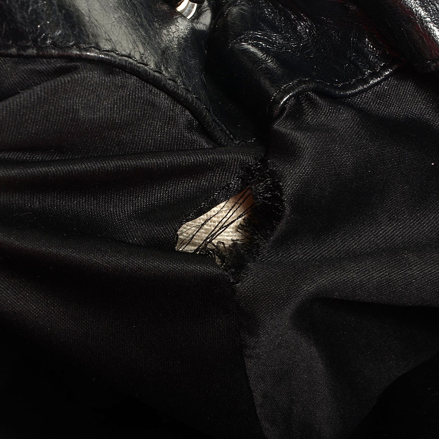 Glazed Calfskin Twisted Maxi Flap Black