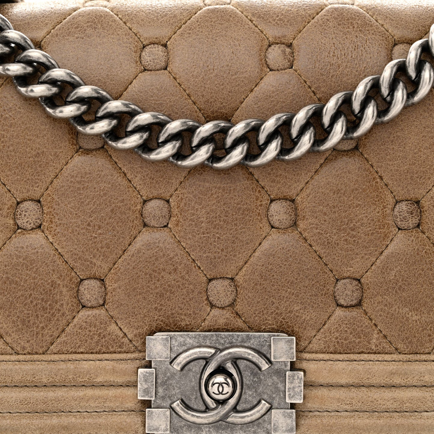 Nubuck Chesterfield Quilted Medium Celtic Boy Flap Brown