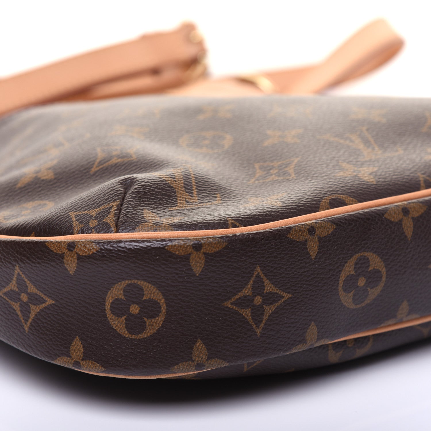 Louis Vuitton Monogram Odeon PM 6 of 20