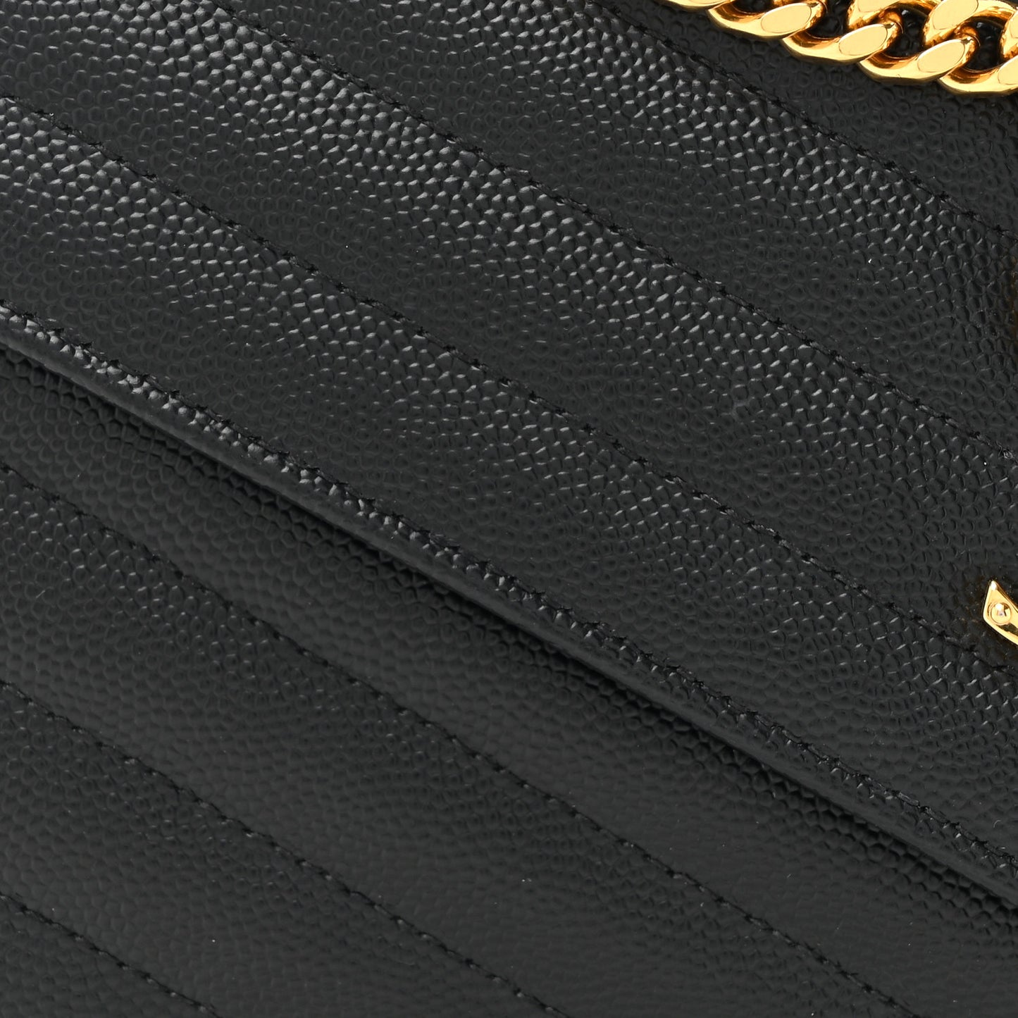 Grain De Poudre Matelasse Chevron Monogram Chain Wallet Black