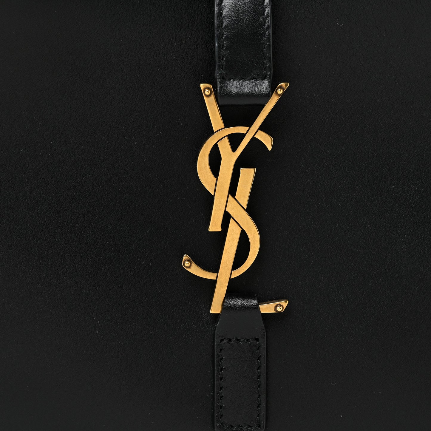 Smooth Calfskin Le 5 A 7 Hobo Black