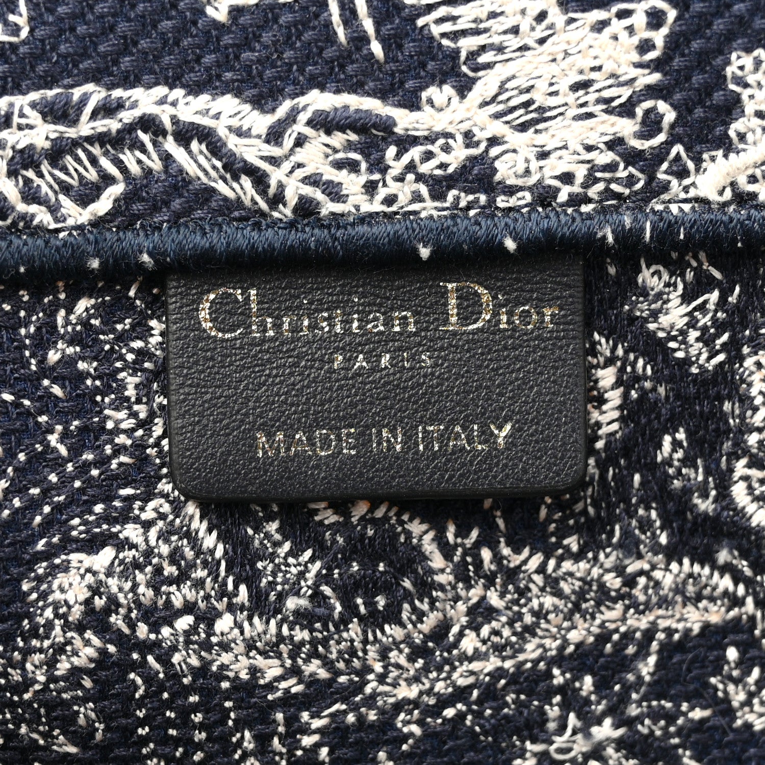 Christian Dior Canvas Embroidered Medium Dioriviera Toile De Jouy Book Tote Blue 10 of 19