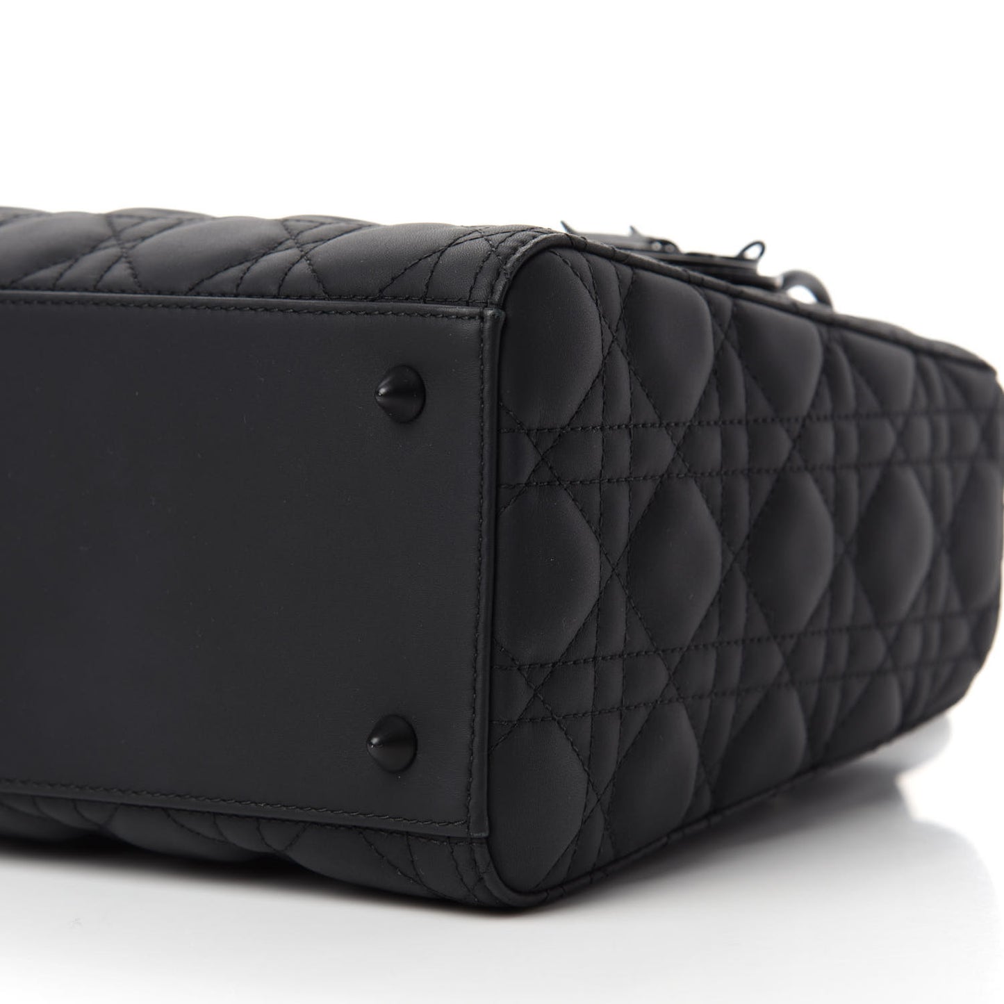 Ultra Matte Calfskin Cannage Medium Lady Dior Black