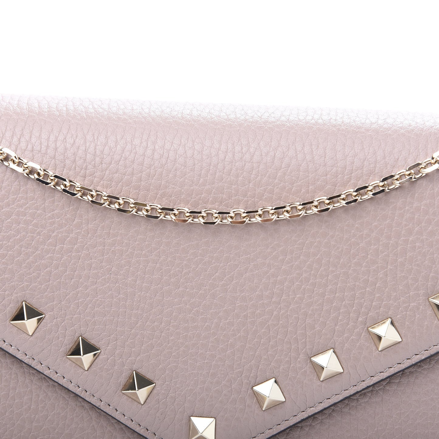 Pebbled Calfskin Rockstud Envelope Wallet on Chain Poudre